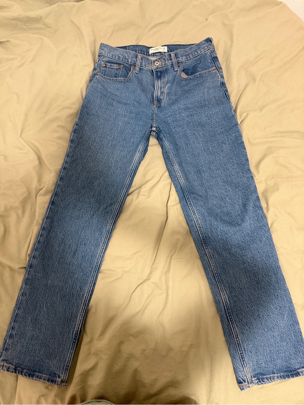 Abercrombie 90s Straight Mid Rise